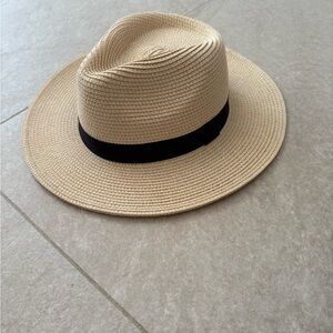 Stylish Beige Fedora with Black Band